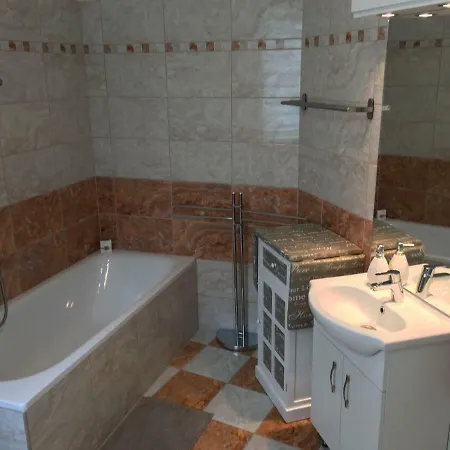 Dom wakacyjny Big Luxdiamond House *