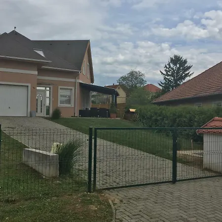 Big Luxdiamond House Dom wakacyjny *